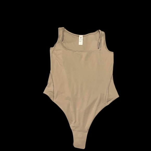 Lululemon wundermost ultra-soft nulu square neck sleeveless bodysuit - Picture 1 of 1